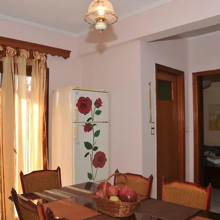 Eagle's Family Apartment